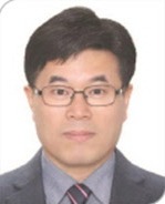 담임목사 박선관