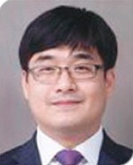 부목사 권순웅