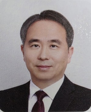 담임목사 윤용현