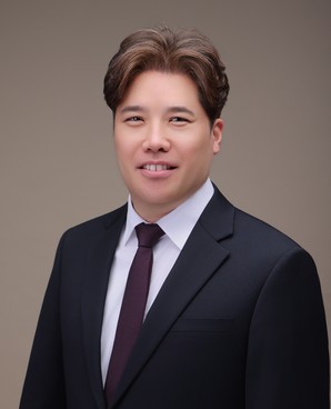 담임목사 최은성